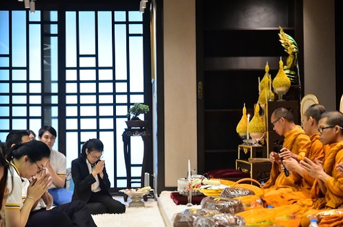 BR ทำบุญในโอกาสครบรอบ 10 ปี